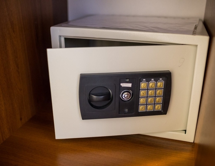 Стандартный номер – корпус «Посейдон». - Курортный комплекс «Песочная Бухта» Севастополь