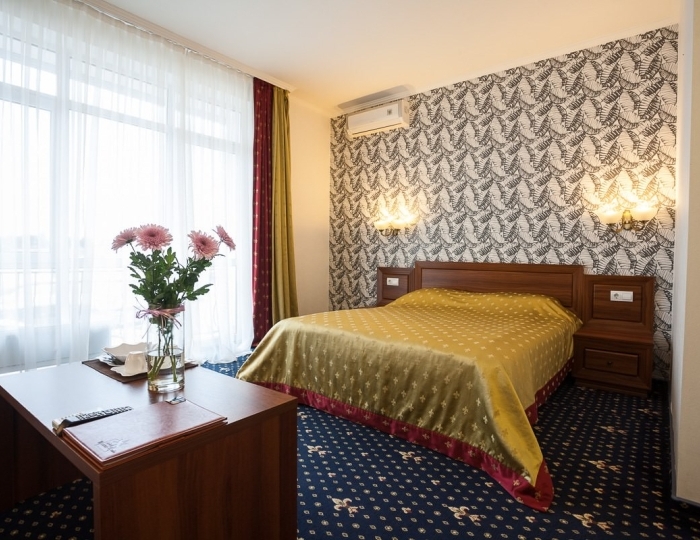 Полулюкс – корпус «Посейдон». - Курортный комплекс «Песочная Бухта» Севастополь