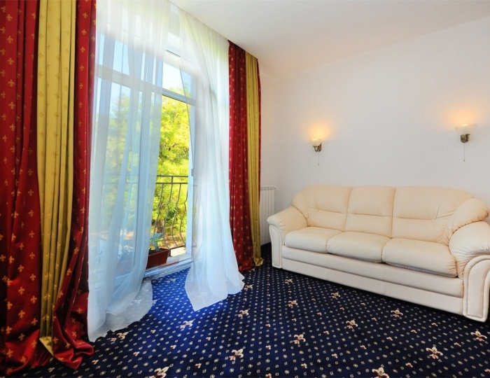 Полулюкс – корпус «Посейдон». - Курортный комплекс «Песочная Бухта» Севастополь