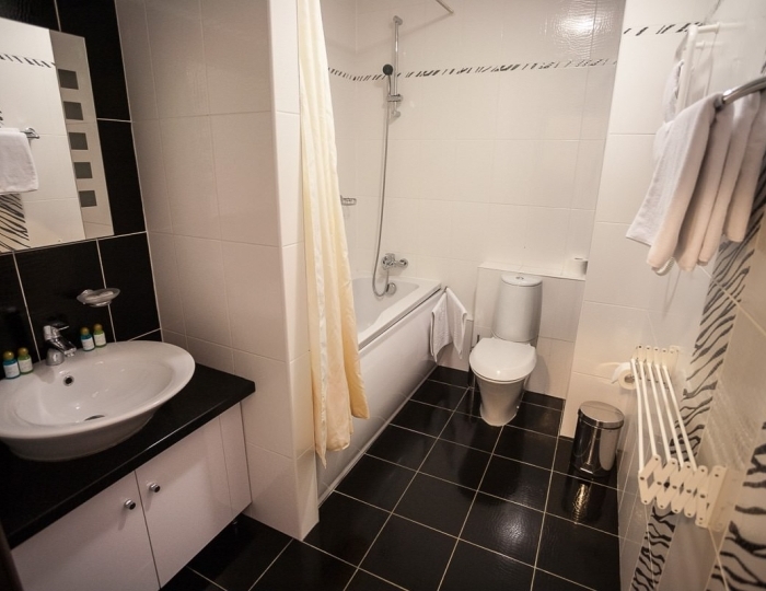 Полулюкс – корпус «Посейдон». - Курортный комплекс «Песочная Бухта» Севастополь